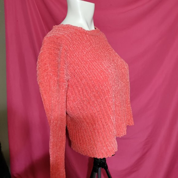 JW Style - Beautiful Sweater - Picture 4 of 6